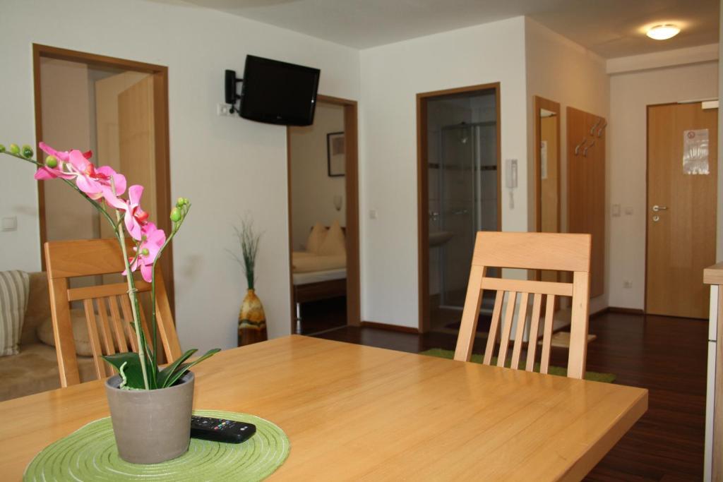 Alpenjuwel Appartements Flachau Quarto foto